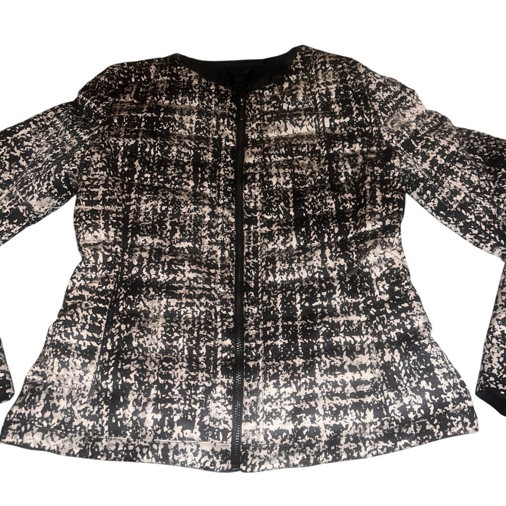MaxMara Weekend Allure Reversible Down Puffer Jacket Black and White Small 4 🖤🤍